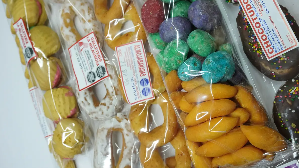 Local con panadería y productos de la casa